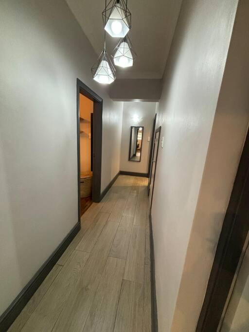 1 Zeanor In Sea Point Apartment Cape Town