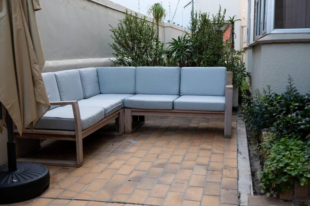1 Zeanor In Sea Point