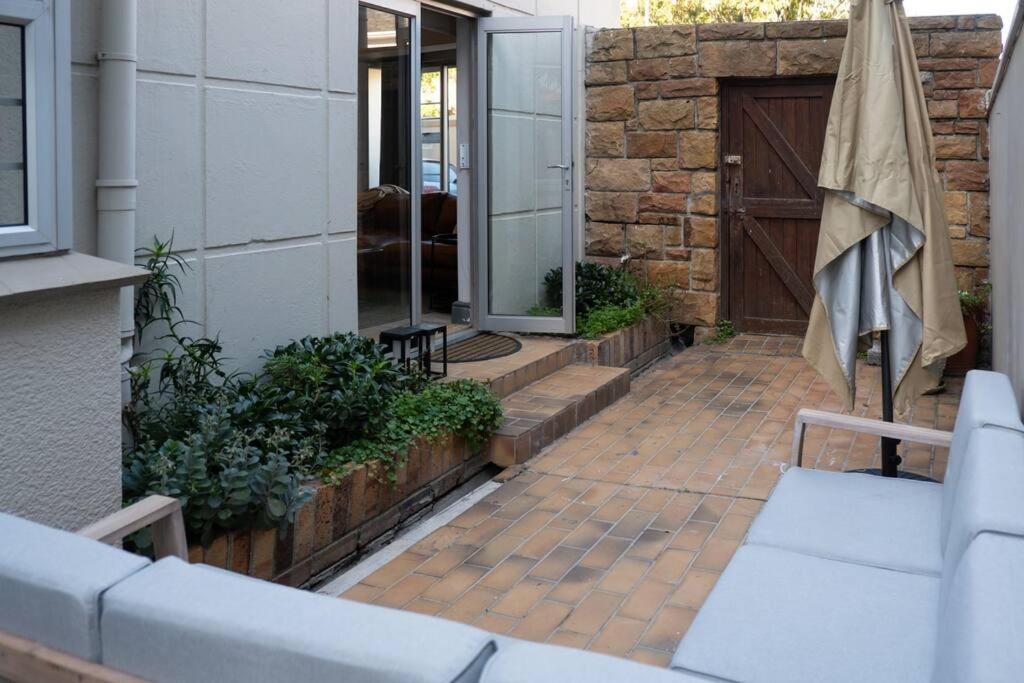 1 Zeanor In Sea Point Apartment