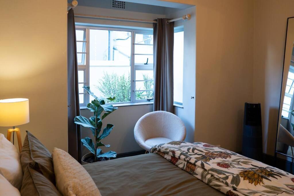 Apartment 1 Zeanor In Sea Point