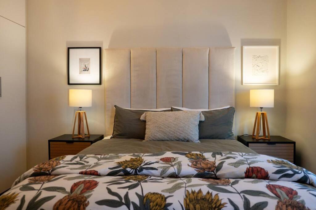 Apartment 1 Zeanor In Sea Point Cape Town